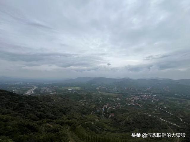 蒙阴七十二崮之一的瞭阳崮，不仅有壮丽风光，还曾有过血雨腥风