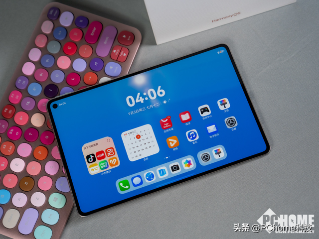 华为MatePad Mini评测：“轻薄”与“全能”可以兼得