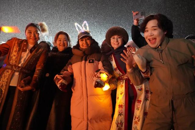 【活动预告】篝火映雪山,新年赴星河!可可托海镇跨年狂欢夜邀您共赴冰雪之约