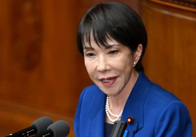 装死了这么多天，高市早苗对中方的第一句话，不是道歉是这4个字