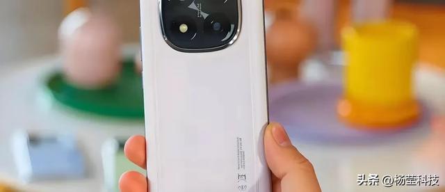 红米Note 15 Pro+爆料：骁龙新芯+超大电池，对比上代升级点解析