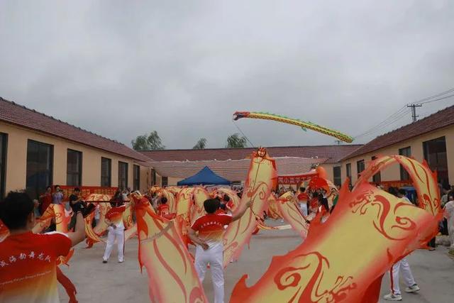 别再去网红景点人挤人，快来甲夼曲家村周末大集找烟火气！