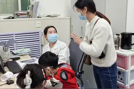 孩子如果拉这4种便便，说明脾胃已经受损，严重影响长个！图片