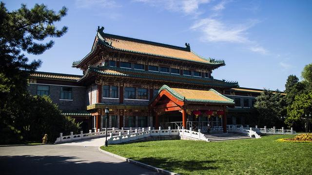 24小时武警站岗，钓鱼台国宾馆属于什么级别？住一晚要多少钱？