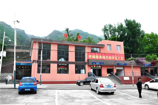 老成昆线上的八大火车站，四川、云南的朋友去过几个站呢？