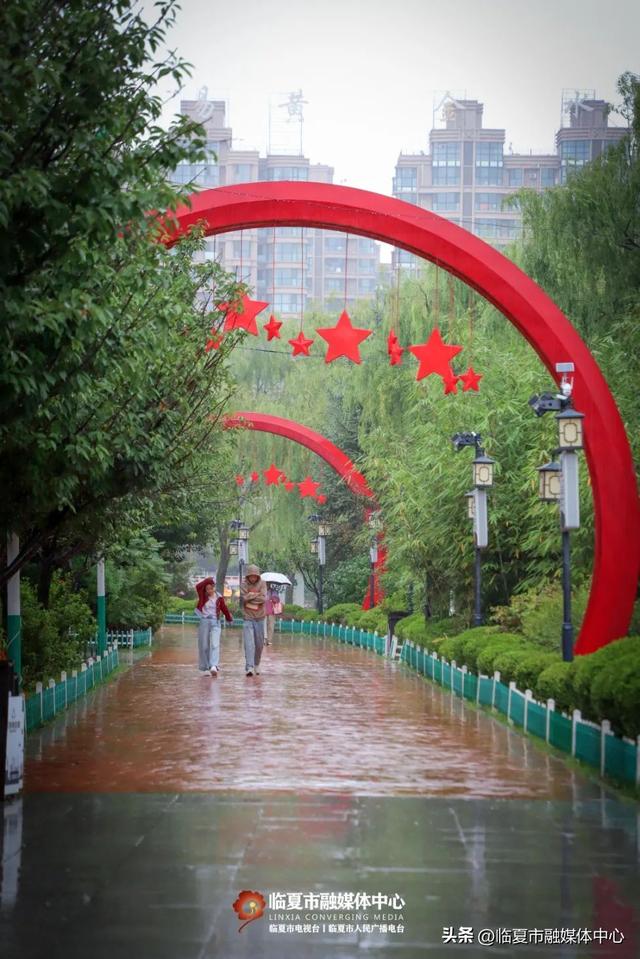 秋雨落，诗意起…邂逅临夏秋雨的美