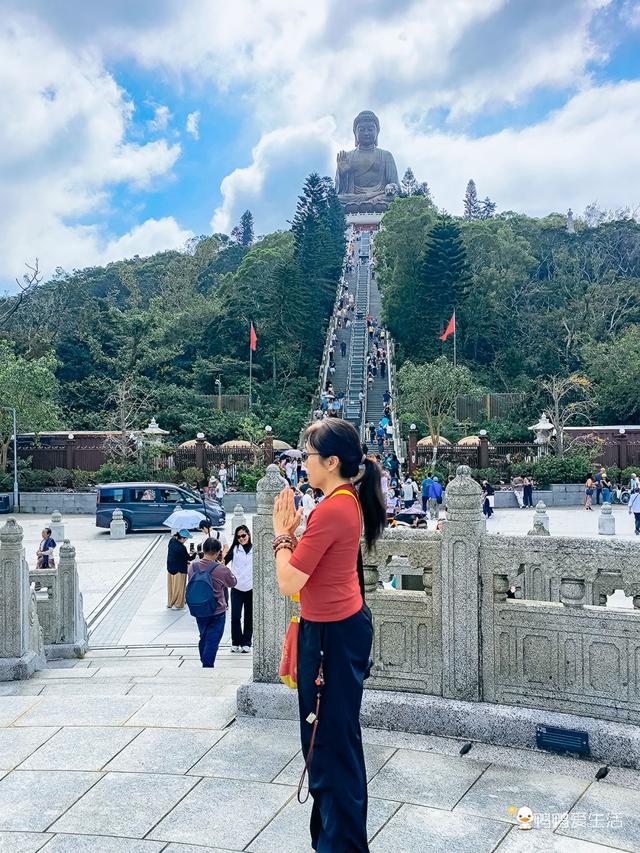 香港昂坪360全攻略：25分钟高空揽山海，登顶全球最大户外青铜佛