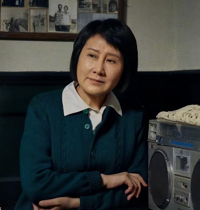 63岁张凯丽也没想到，因阅兵上的一个举动，轻松实现“口碑逆转”