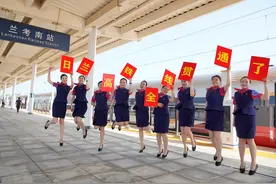 郑州至青岛最快仅需3小时23分 日兰高铁今日全线贯通图片