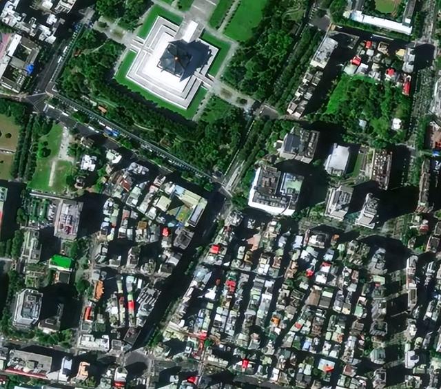 “和平统一”4字不再出现？台湾岛内马上预感到，统一进入倒计时