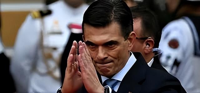 对华合约全部撕毁！中国又一伙伴背后捅刀子，骗走了20亿倒向美国