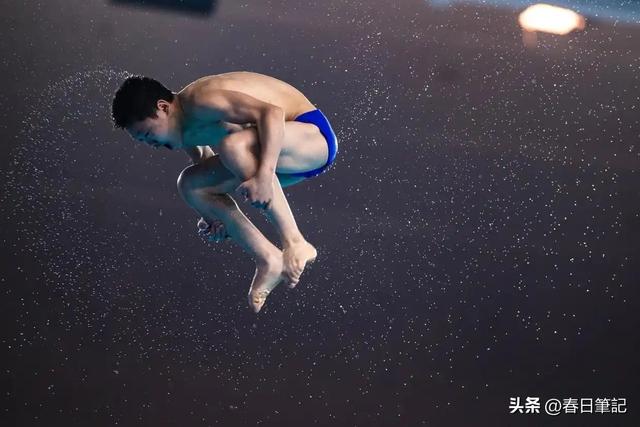 中国跳水队抵达新加坡！全红婵、昌雅妮缺席，陈芋汐称特别兴奋