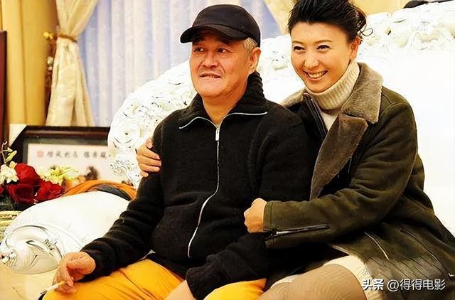 代言下架全网喷，闫学晶事件再度升级，我来说说她到底做错了什么