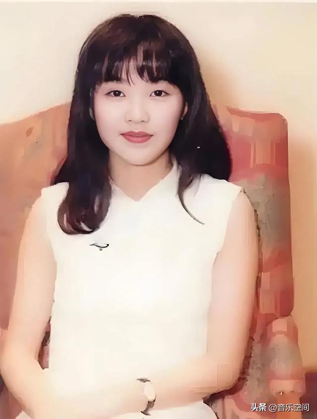 歌手陈慧娴，单眼皮，年轻时很清纯
