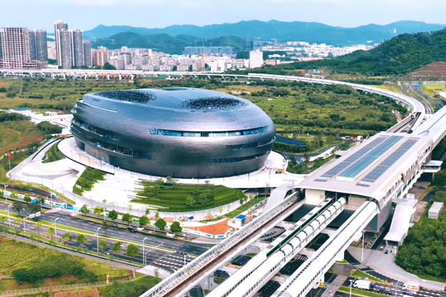 坐地铁去虹桥！这份光明交通指南安排上