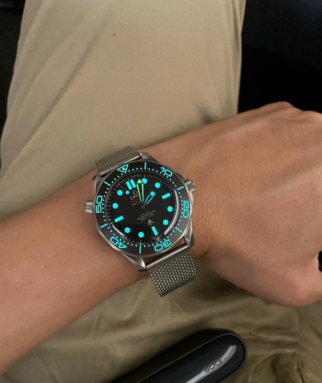 ���ã�������������ۼ�2600Ԫ���ˣ��Ա�ԭװ��࣬�޷�����