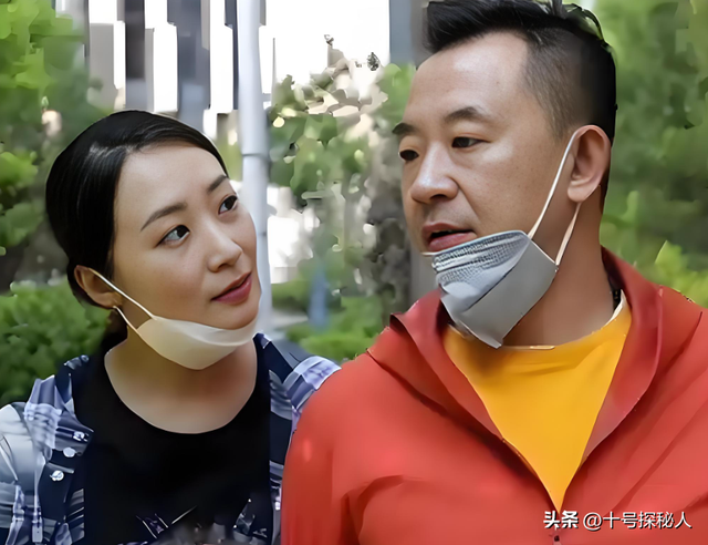 嫁给落魄时的黄海波，任劳任怨养夫多年，曲栅栅现终于苦尽甘来