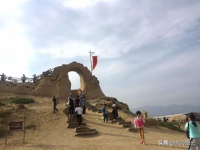 当沙漠爱上黄河：宁夏双城记——银川与中卫你更喜欢哪一个？