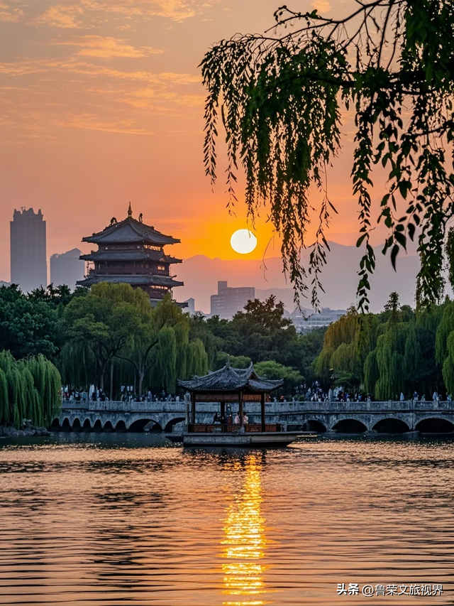 泉城漫记：在时光的褶皱里，打捞济南的清与静