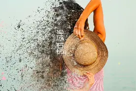中年以后才发现，经常穿别人旧衣服的女人，大多是这2种命运图片