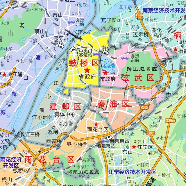南京老城区经典路线，从中山码头到鼓楼、新街口，往东通往中山陵