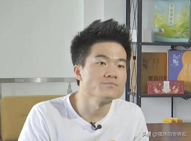 警惕“造神”陷阱！边哭边道歉的李福贵，给所有带货网红提了个醒