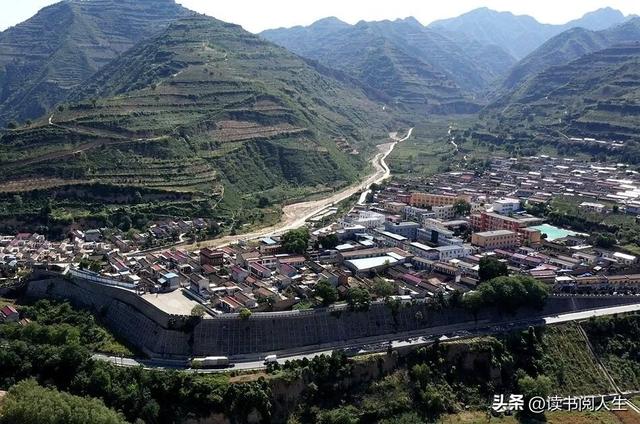 一次与时光对话的行走——天水作家赴吴砦古城文学采风活动侧记