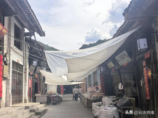交通方便了游客却少了?这个陕南古镇从震撼到遗憾,出了什么问题
