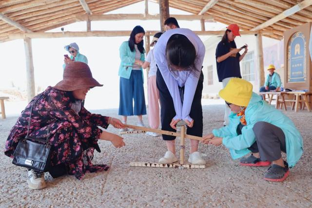 暑期旅游持续升温,敦煌阳关研学游、亲子游“热”力全开