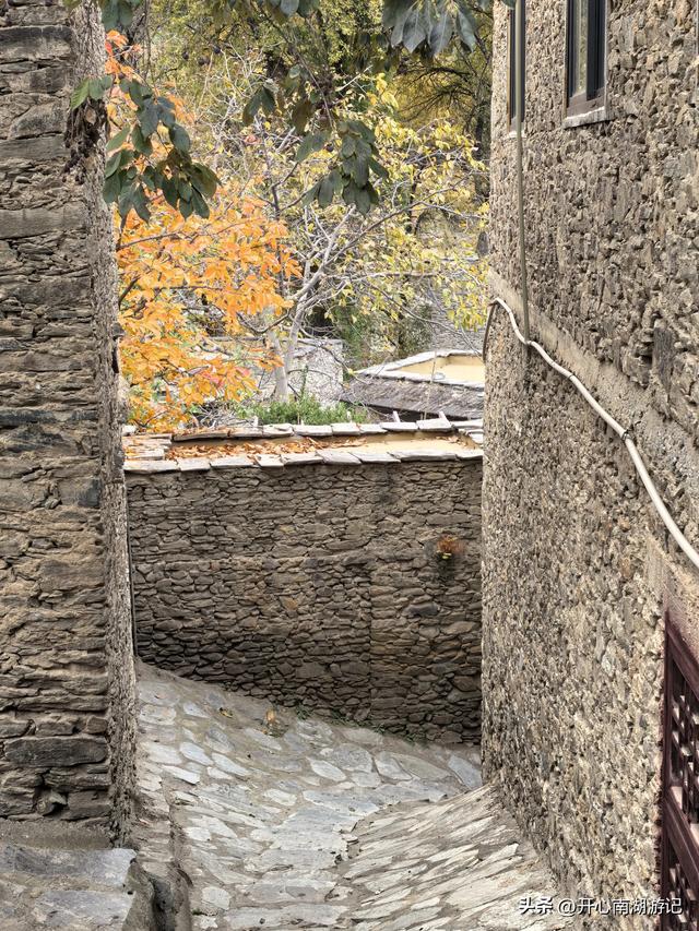 喀什经317到成都，色达县-都江堰，甲居藏寨、理小路、桃坪羌寨