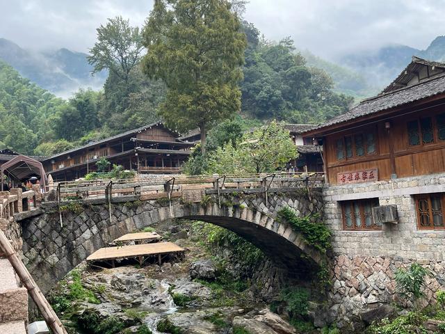 退休夫妻自驾温州永康之溪口村、屿北村、林坑古村
