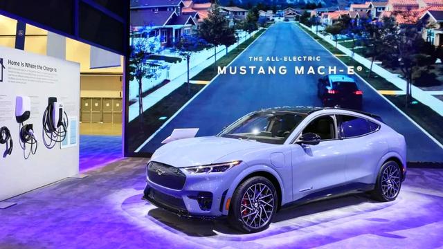 自断生路？电动车2年还清环保债，中欧盟狂踩油门，美国还在迟疑