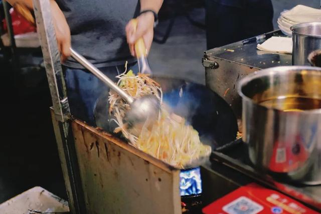 终于有人来说说这个有山有水的小城到底有多好吃了！