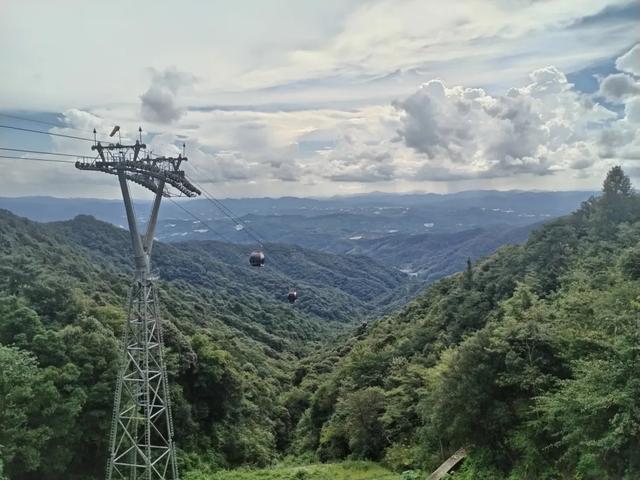 薛导游记（154）从南康区到章贡区，经过信丰县龙南，入住三百山