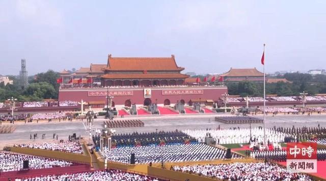 阅兵直播击破民进党编织的信息茧房