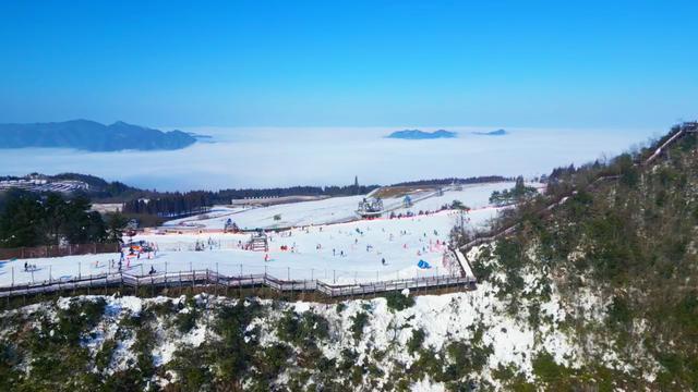 水城区推出“戏雪沐泉”沉浸式体验 打造“冰雪+温泉+民俗”冬日旅游新范式