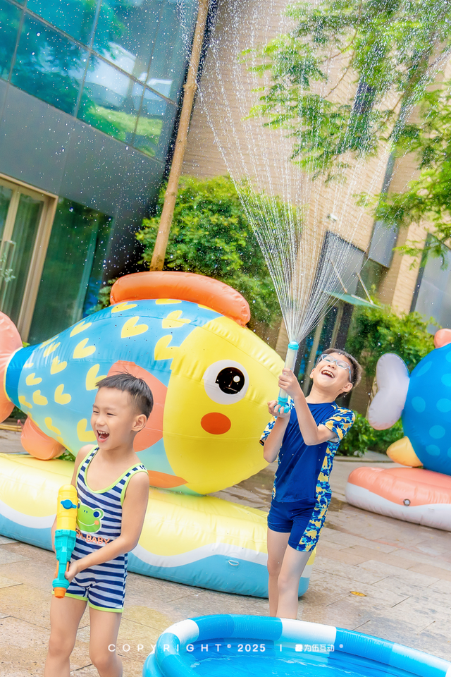 珠海消暑新去处！海岸小镇「Cool夏戏水节」，打水仗玩到不想回家