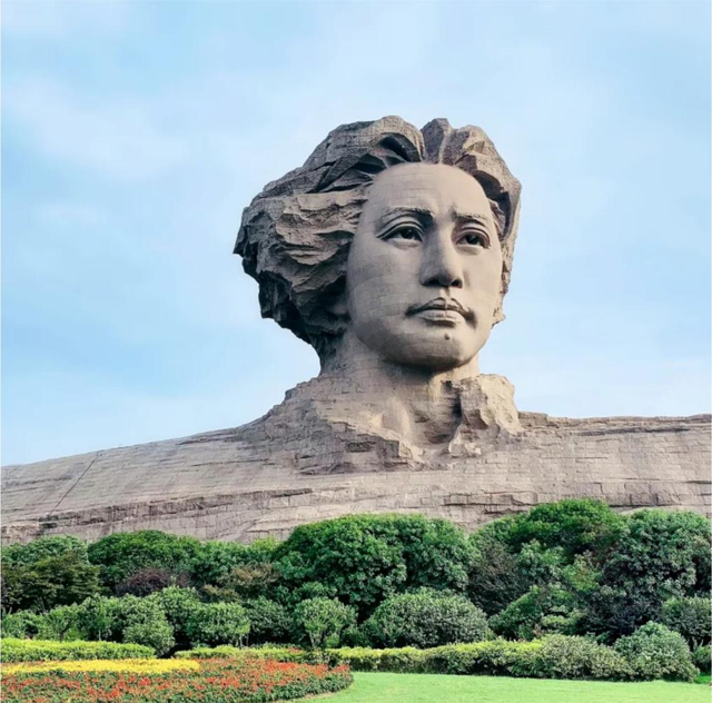 红色地标闪耀星城，解锁藏在城市里的红色记忆！