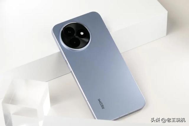 小米终于妥协，7410mAh+16GB+1TB，新机国补后还变相降价