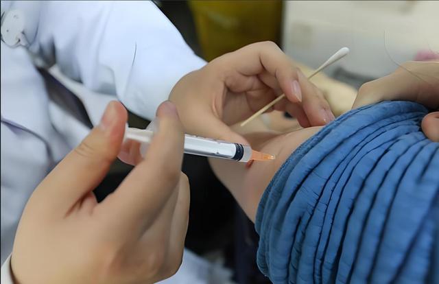 甲流与香烟有关？钟南山强调：过了50岁后，吸烟牢记“4不要”