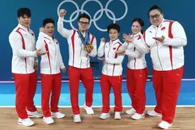 “最重”的金牌！他们让世界看见中国力量→图片