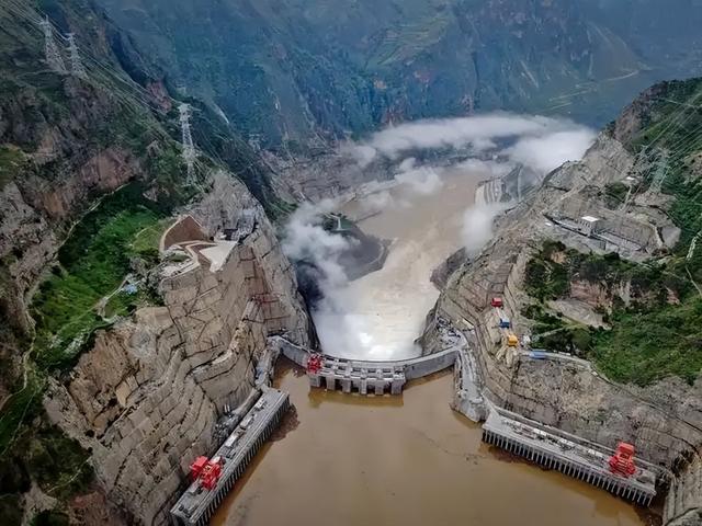 炸毁大坝？印度网民破防了，扬言要炸毁中国的大坝