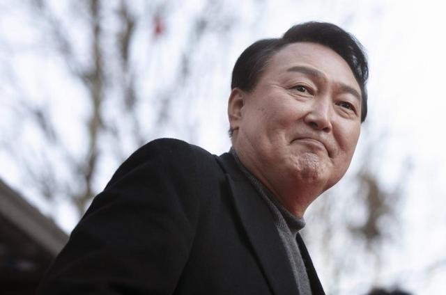 尹锡悦案重要证人崔虎为何此时自杀