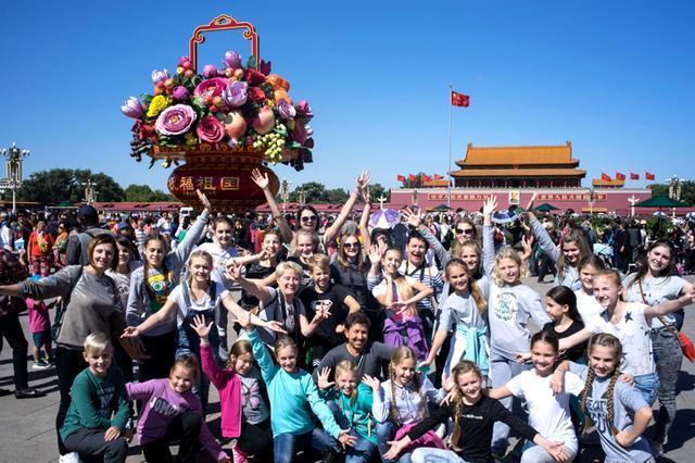 免签潮背后的隐患：免签国家越来越多，低素质穷游老外不断地涌入