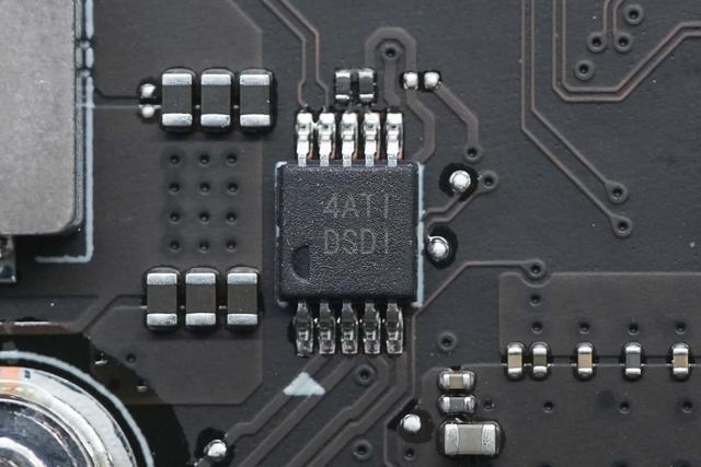 售价3999的大玩具说拆就拆！联想拯救者Legion Go S游戏掌机拆解