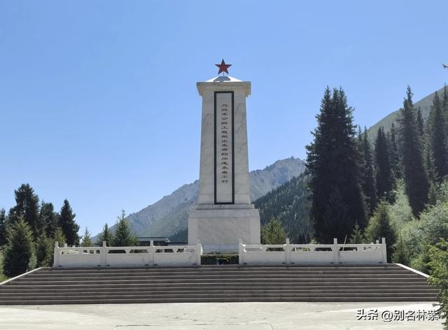 自驾新疆，走大名鼎鼎的独库公路和百里画廊，霍城看薰衣草（4）