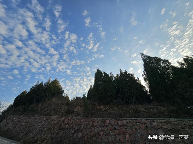 夕阳山外山，白云林中林，风景如画，美不胜收，不容错过!