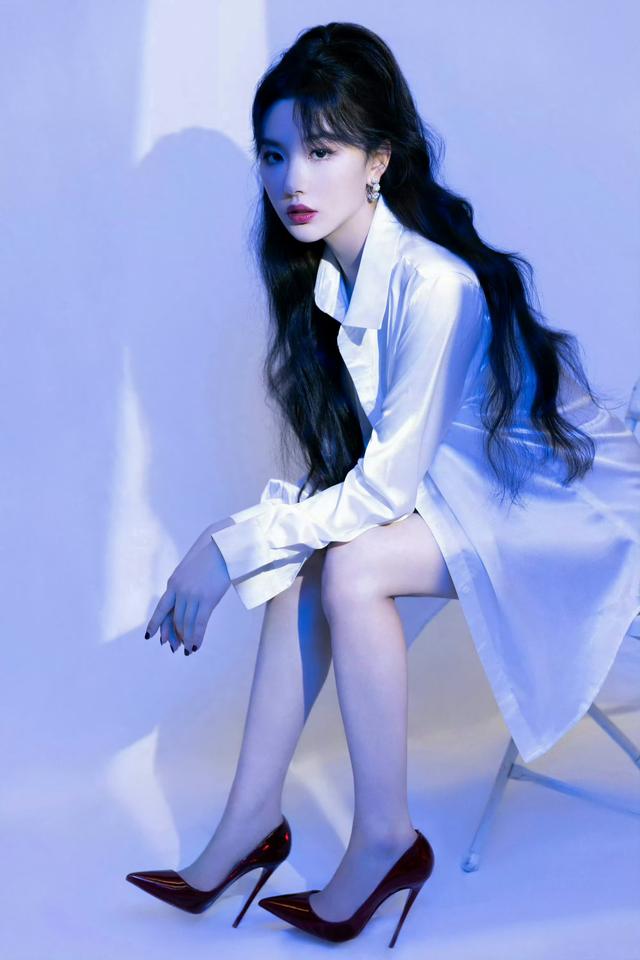 美图福利(17)，林允、杨幂、卢昱晓、宋雨琦、李一桐、孔雪儿