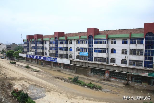 无锡记忆：2010年6月的无锡伯渎河边的坊前老街