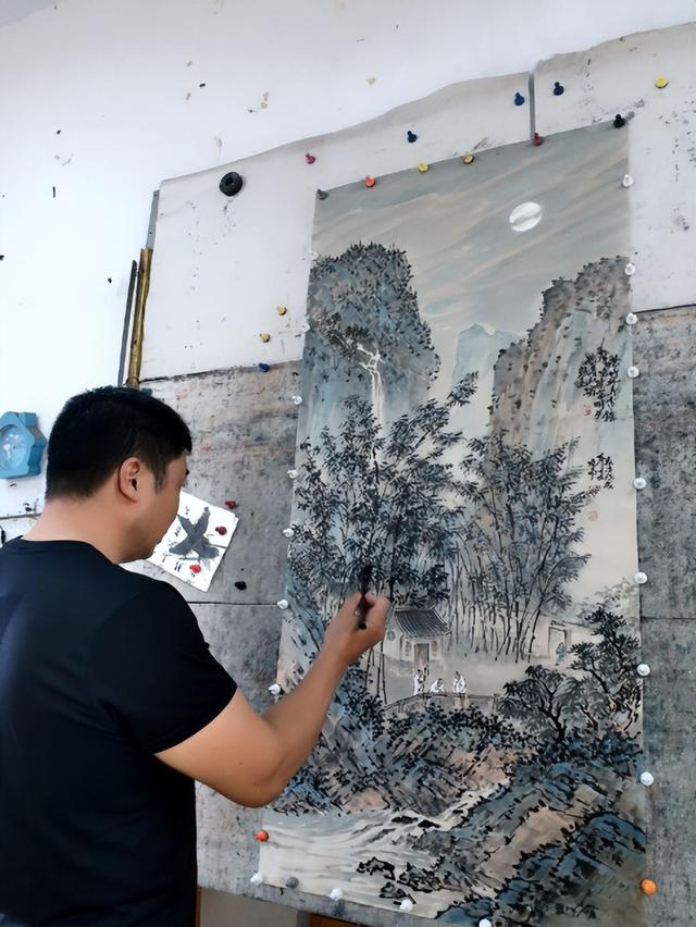 拒绝商业化绑架，回归创作的初心，别让艺术驻留成为文旅笑话